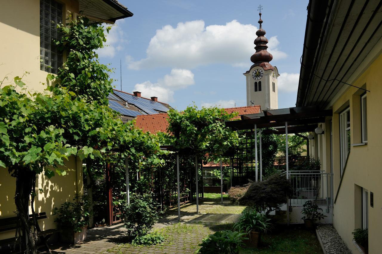 Hasewend Pension Eibiswald Buitenkant foto